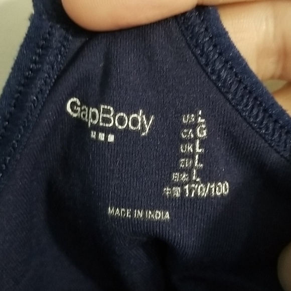 Gap body sports top/bra large - Picture 2 of 3